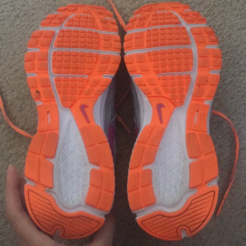 Nike Sneakers( Good Condition) - image 4
